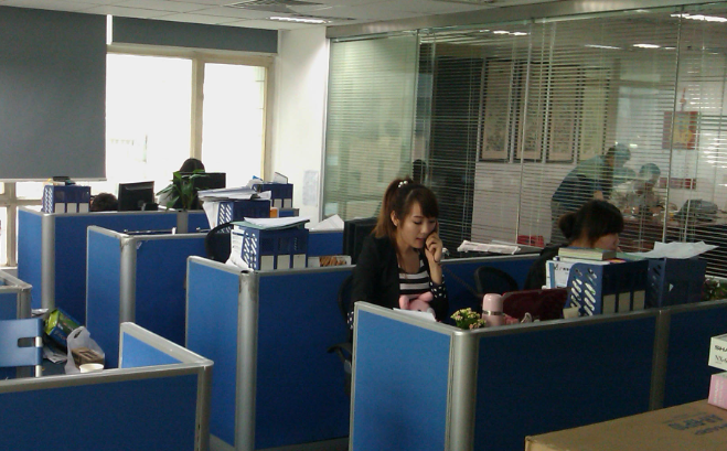 广州市荣逸信息科技企业CRM系统定制方案与核心功能解析